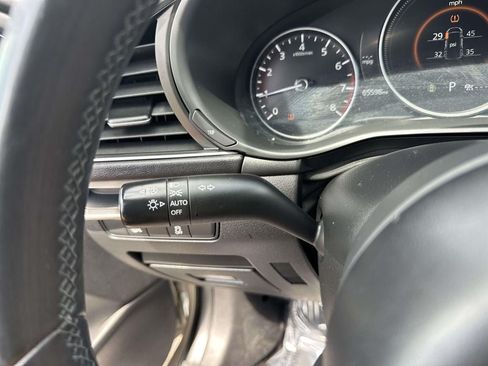 Used 2024 MAZDA MAZDA3 s FWD image 26