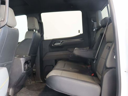 Used 2024 Chevrolet Silverado 1500 ZR2 w/ Technology Package AWD/4WD image 7