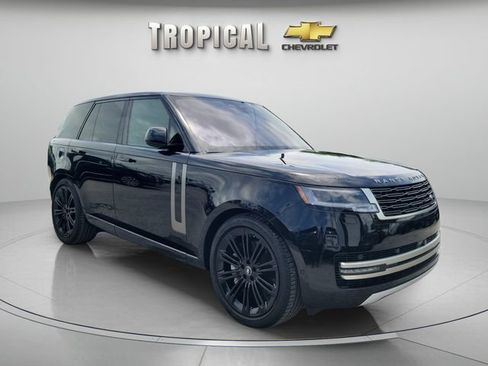 Used 2023 Land Rover Range Rover SE AWD/4WD image 7