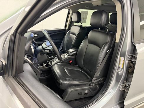Used 2017 Dodge Journey Crossroad AWD/4WD image 22
