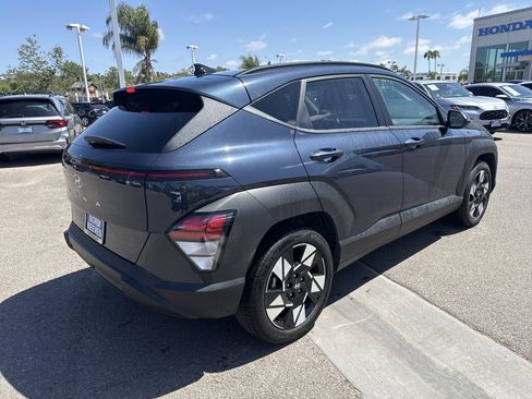 Used 2025 Hyundai Kona SEL FWD image 5