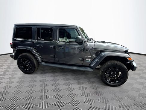 Used 2021 Jeep Wrangler Unlimited Sahara w/ Cold Weather Group AWD/4WD image 5