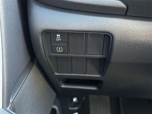 Certified 2017 Honda CR-V LX image 21