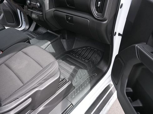 Used 2025 Chevrolet Silverado 1500 W/T RWD image 17