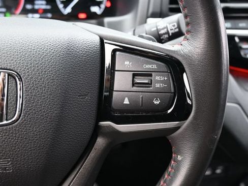 Used 2025 Honda Odyssey Sport-L image 16