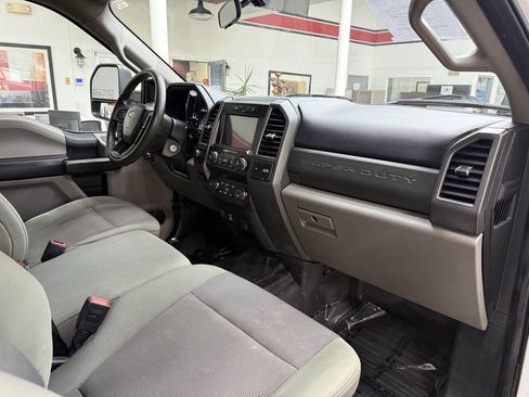Used 2021 Ford F250 XL w/ STX Appearance Package AWD/4WD image 18
