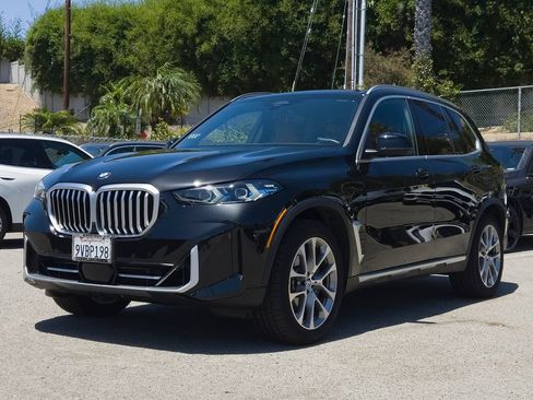 Used 2026 BMW X5 sDrive40i w/ Premium Package RWD image 3