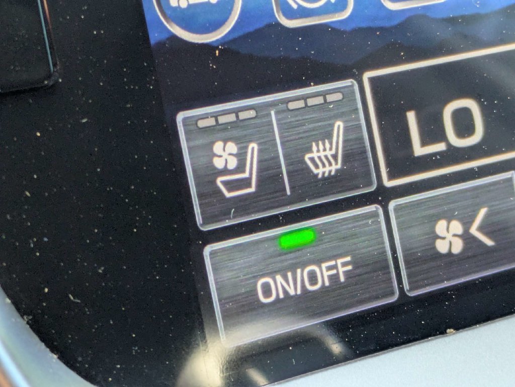 Used 2025 Subaru Outback Touring XT AWD/4WD image 25