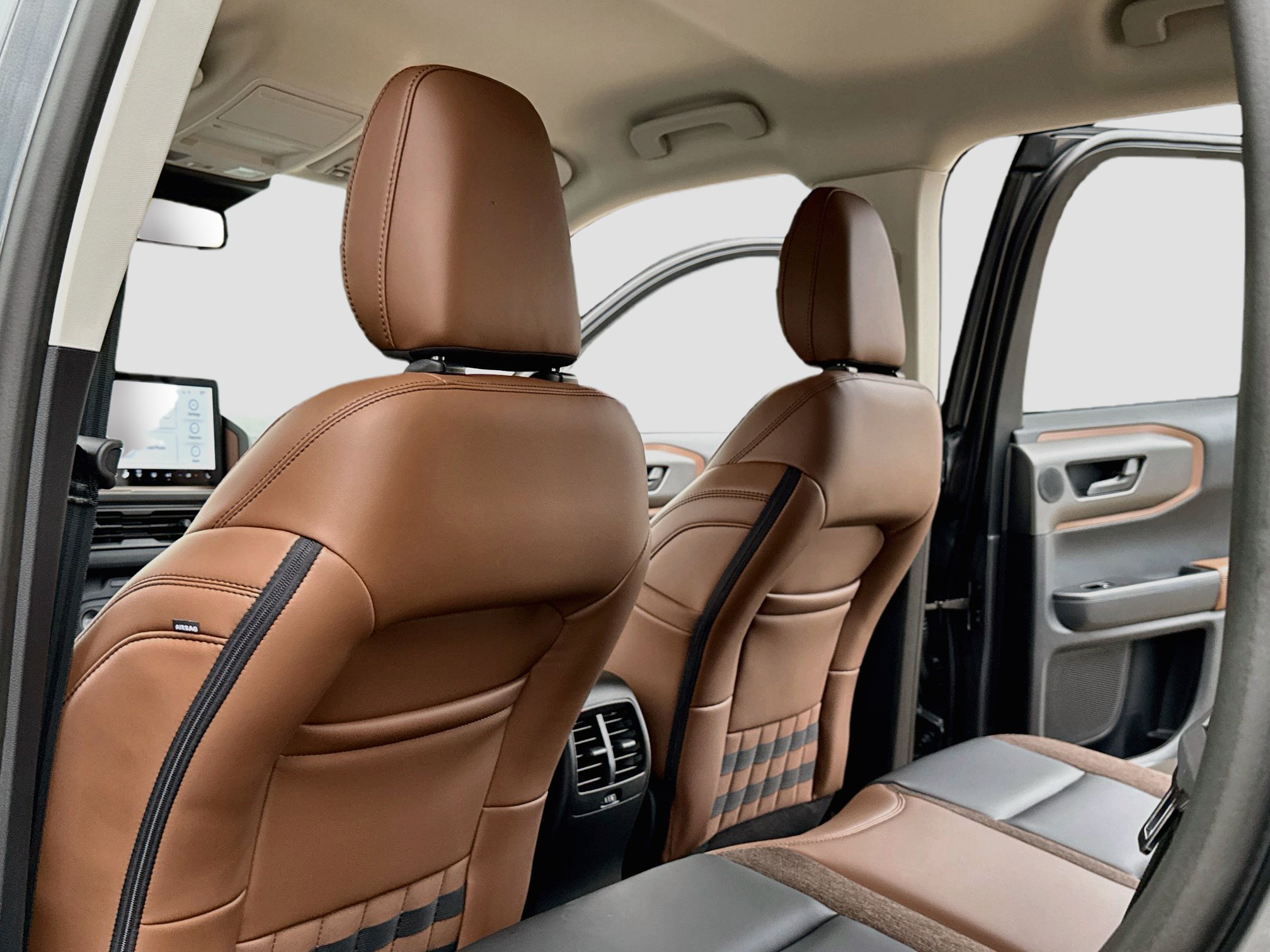 New 2026 Ford Bronco Sport Outer Banks w/ Outer Banks Tech Package+ AWD/4WD image 7