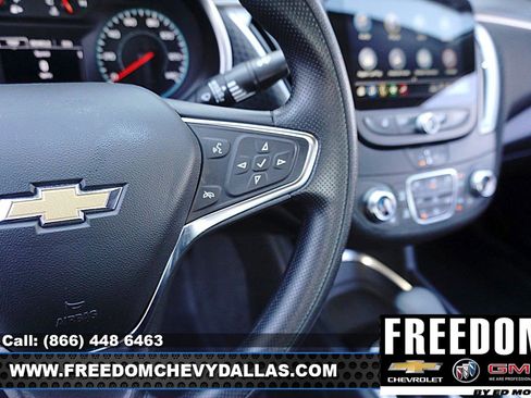 Used 2024 Chevrolet Malibu LT FWD image 21