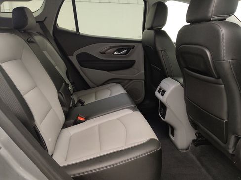 Used 2023 GMC Terrain SLT w/ Tech Package AWD/4WD image 19