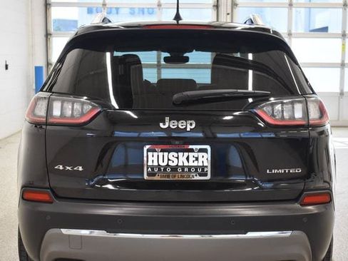 Used 2019 Jeep Cherokee Limited AWD/4WD image 11