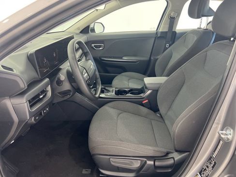 Used 2025 Kia K4 FWD image 17