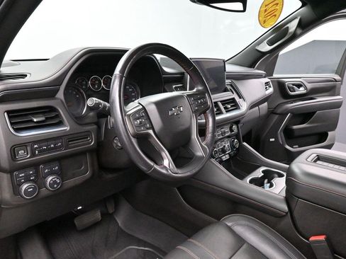 Used 2021 Chevrolet Tahoe RST w/ Luxury Package AWD/4WD image 18