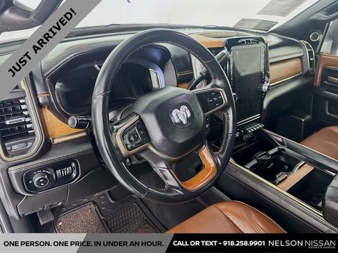 Used 2024 RAM 3500 Limited w/ Towing Technology Group AWD/4WD image 9