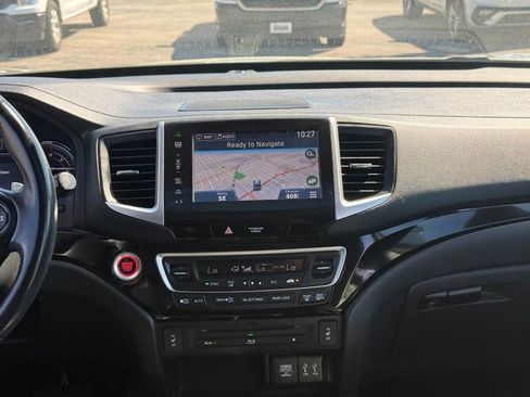 Used 2016 Honda Pilot Touring image 14