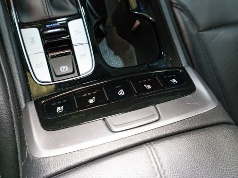 Used 2022 Hyundai Santa Cruz Limited image 29