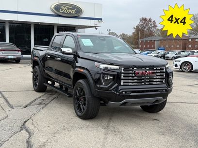 Used 2023 GMC Canyon Denali w/ Denali Black Edition