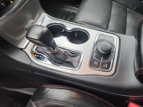 Used 2018 Jeep Grand Cherokee Trailhawk w/ Trailhawk Luxury Group image 27