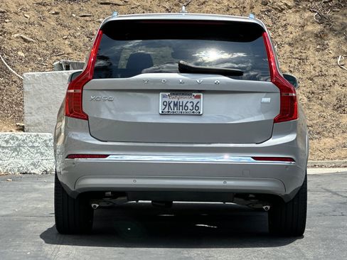 Certified 2024 Volvo XC90 T8 Ultimate w/ Lounge Package AWD/4WD image 5