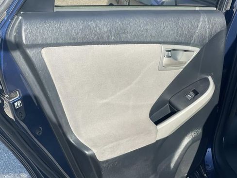 Used 2015 Toyota Prius Three image 21