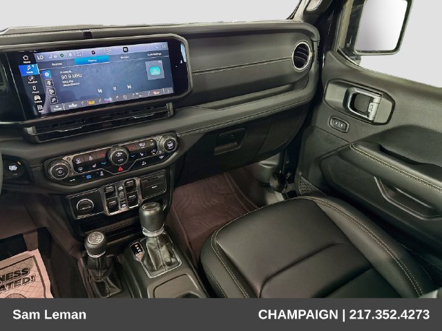 Used 2024 Jeep Wrangler Unlimited Sahara AWD/4WD image 21