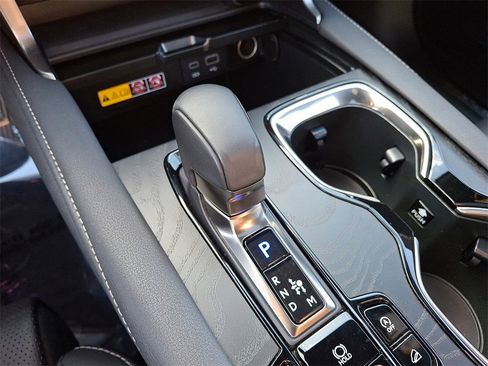 Used 2024 Lexus RX 350 AWD image 17