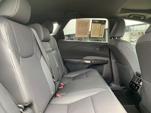 Used 2025 Lexus RX 350 FWD image 33