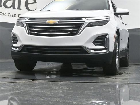 Used 2022 Chevrolet Equinox Premier image 62