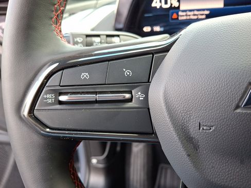 Certified 2024 Chevrolet Equinox EV RS image 22