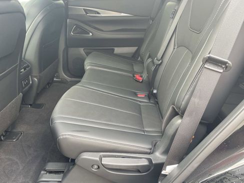 Certified 2026 INFINITI QX60 Luxe w/ Cargo Package image 11