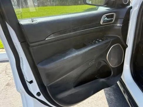 Used 2015 Jeep Grand Cherokee Summit RWD image 7