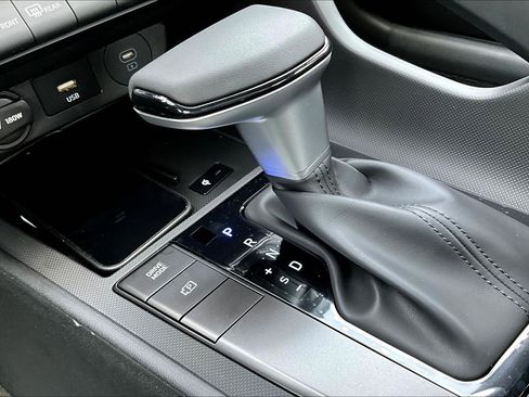 New 2026 Hyundai Elantra Sport FWD image 12