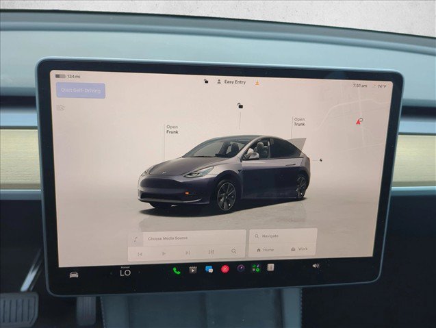 Used 2025 Tesla Model Y Long Range RWD image 19