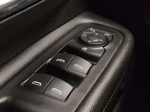Used 2020 GMC Terrain SLT FWD image 27