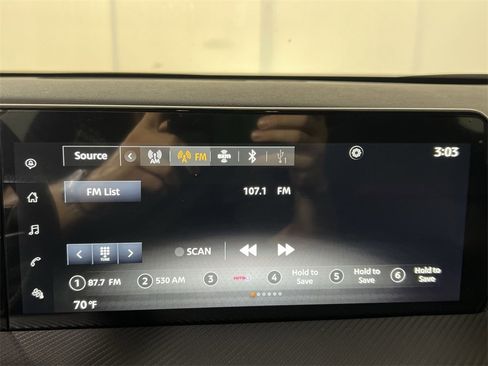 New 2025 Nissan Kicks SR image 12