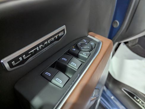 Used 2024 GMC Sierra 1500 Denali Ultimate image 21