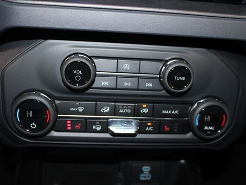 New 2025 Ford Bronco Big Bend image 41