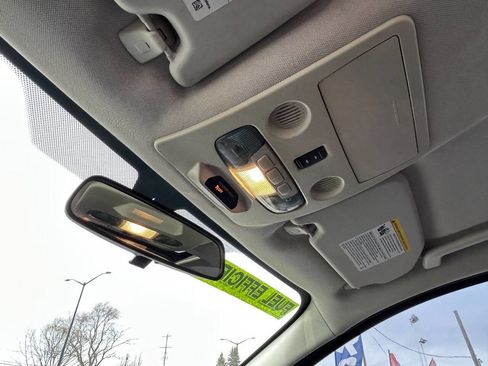 Used 2018 Ford EcoSport SE w/ SE Convenience Package image 23