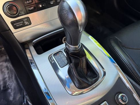 Used 2014 INFINITI Q60 Convertible w/ Premium Package RWD image 39