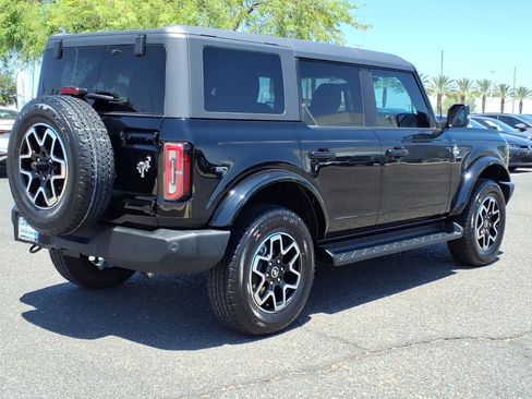 Used 2025 Ford Bronco Outer Banks AWD/4WD image 7