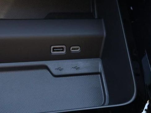 New 2026 Chevrolet Tahoe Premier image 32