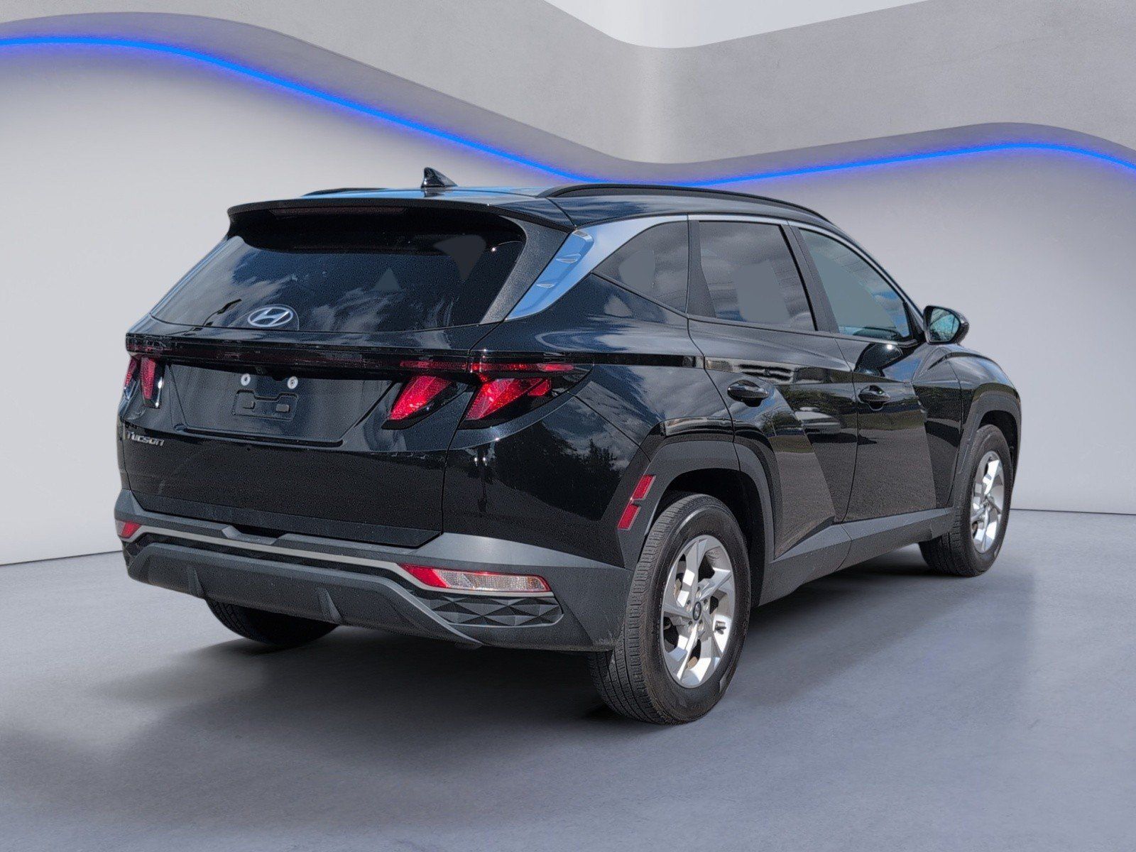 Used 2024 Hyundai Tucson SEL FWD image 3