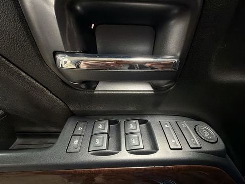 Used 2018 GMC Sierra 1500 SLE w/ SLE Value Package image 52