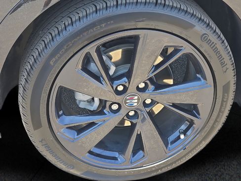 Used 2025 Buick Envision Sport Touring AWD/4WD image 8