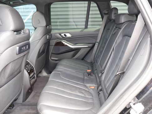 Used 2019 BMW X5 xDrive40i w/ Premium Package 2 AWD/4WD image 25