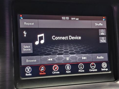 Used 2018 Dodge Charger SXT RWD image 28