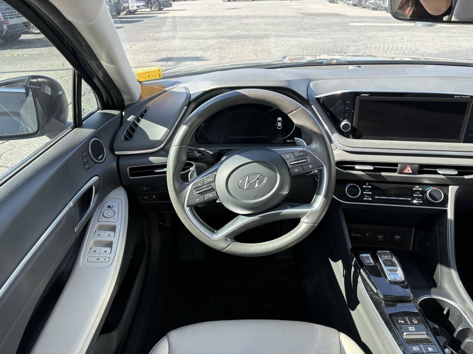 Used 2022 Hyundai Sonata Limited FWD image 27
