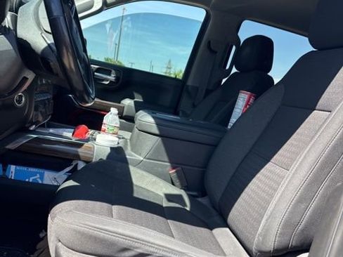 Used 2021 Chevrolet Silverado 1500 RST w/ Convenience Package II AWD/4WD image 6