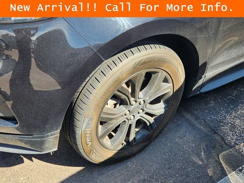 Used 2024 Ford Edge SE w/ Black Appearance Package AWD/4WD image 7